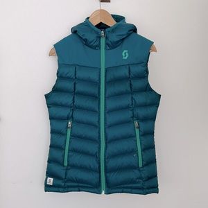 Scott hooded puffy vest